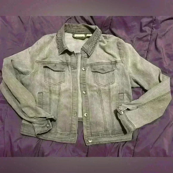 DKNY distressed  denim jacket grey / faded black with blinged collar medium - Picture 4 of 4